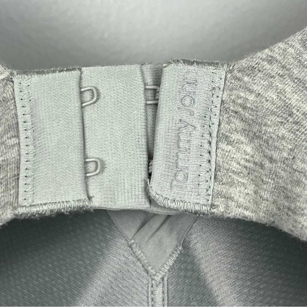 Tommy John Cool Comfort Lightly Lined heather gray convertible strap bra, 38C.